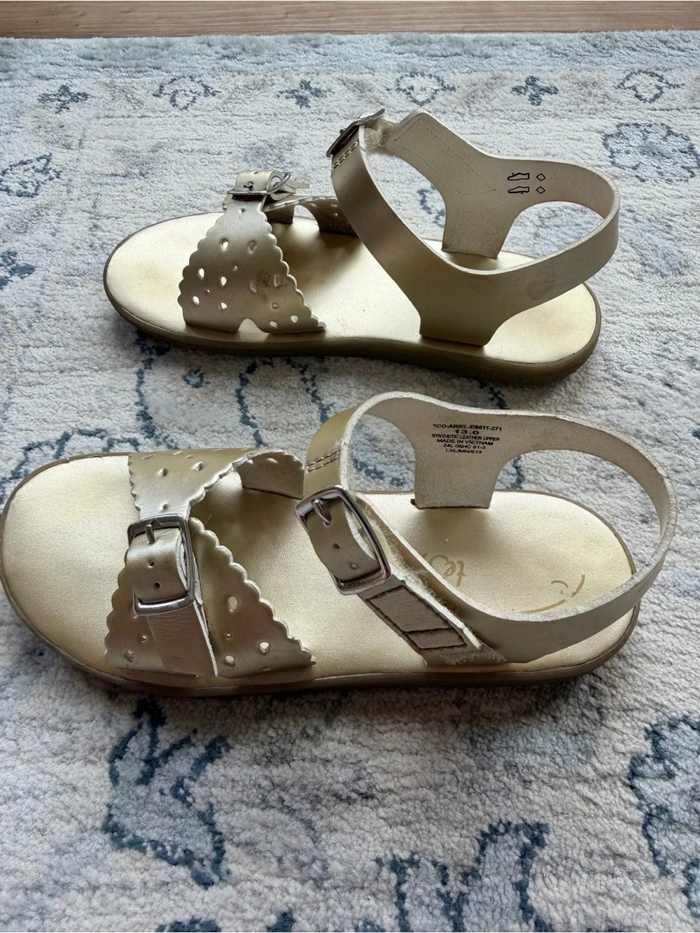 Kids Metallic Gold Buckle Sandals Footmates